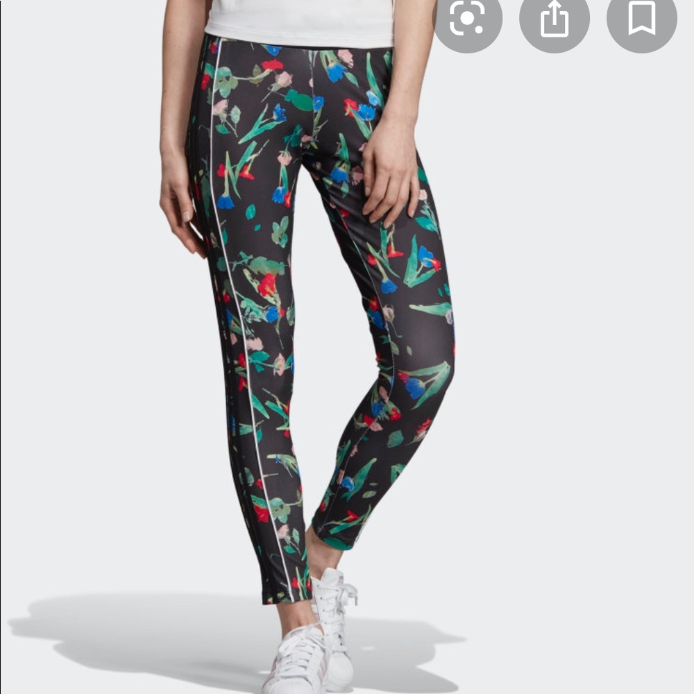 Adidas Bundle Bellista floral croptop&joggers SALE - Picture 5 of 9